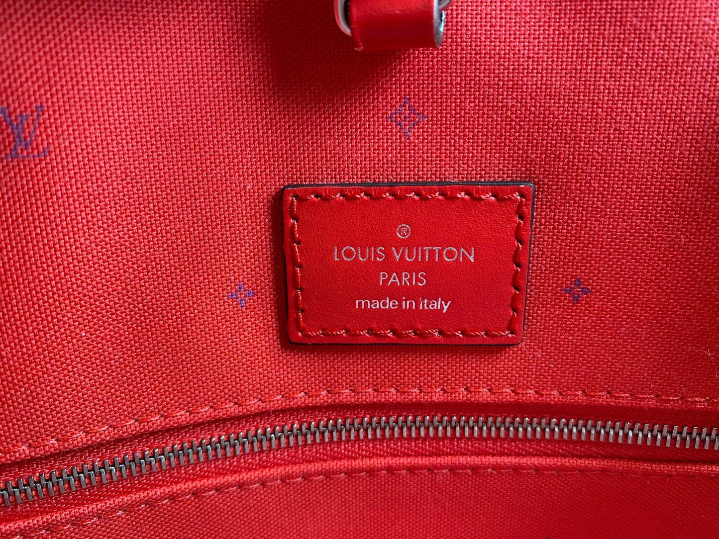 Louis Vuitton Onthego LV Escale Rouge M45121