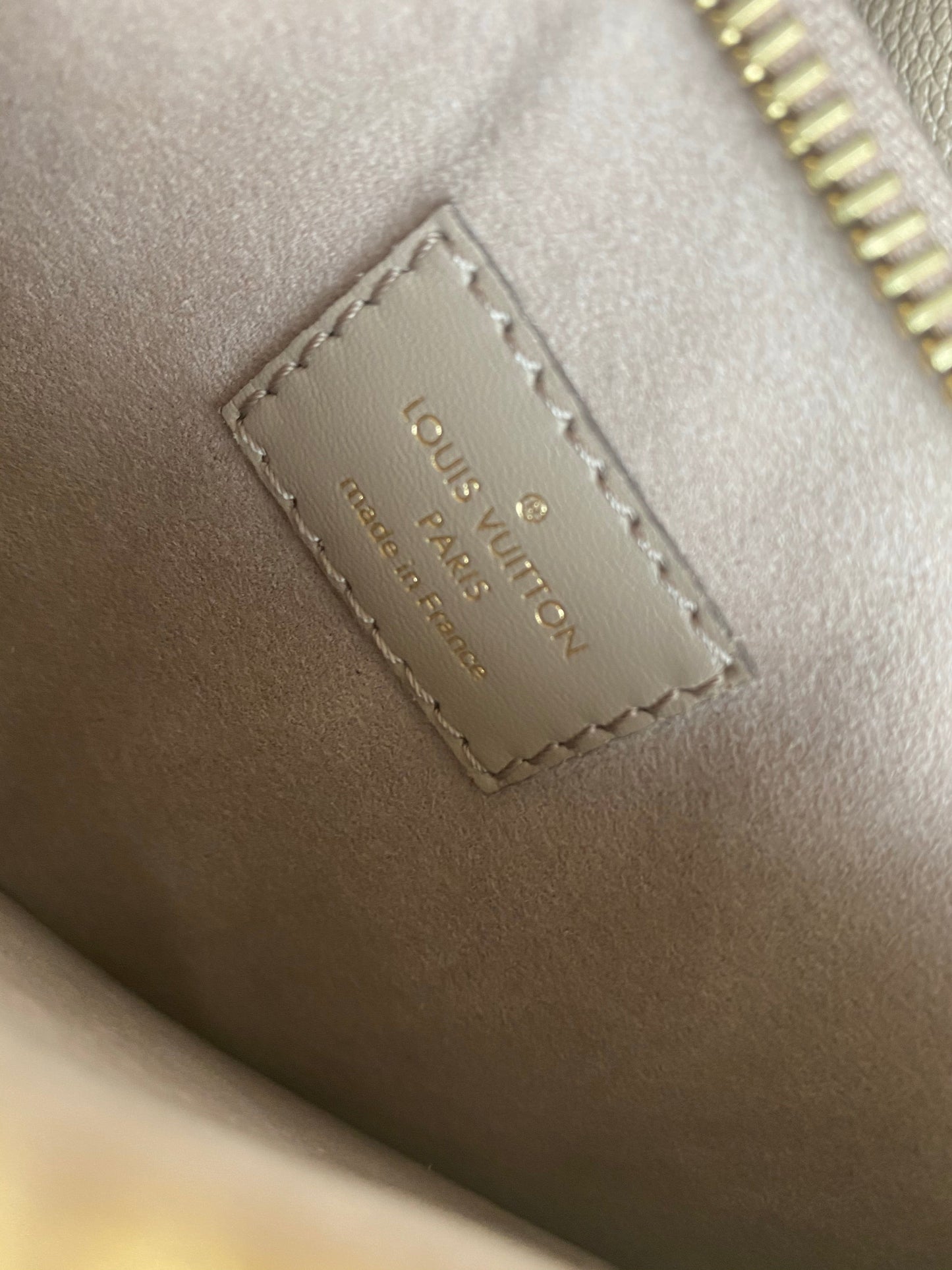 Louis Vuitton Turtledove NeoNoe MM M45555
