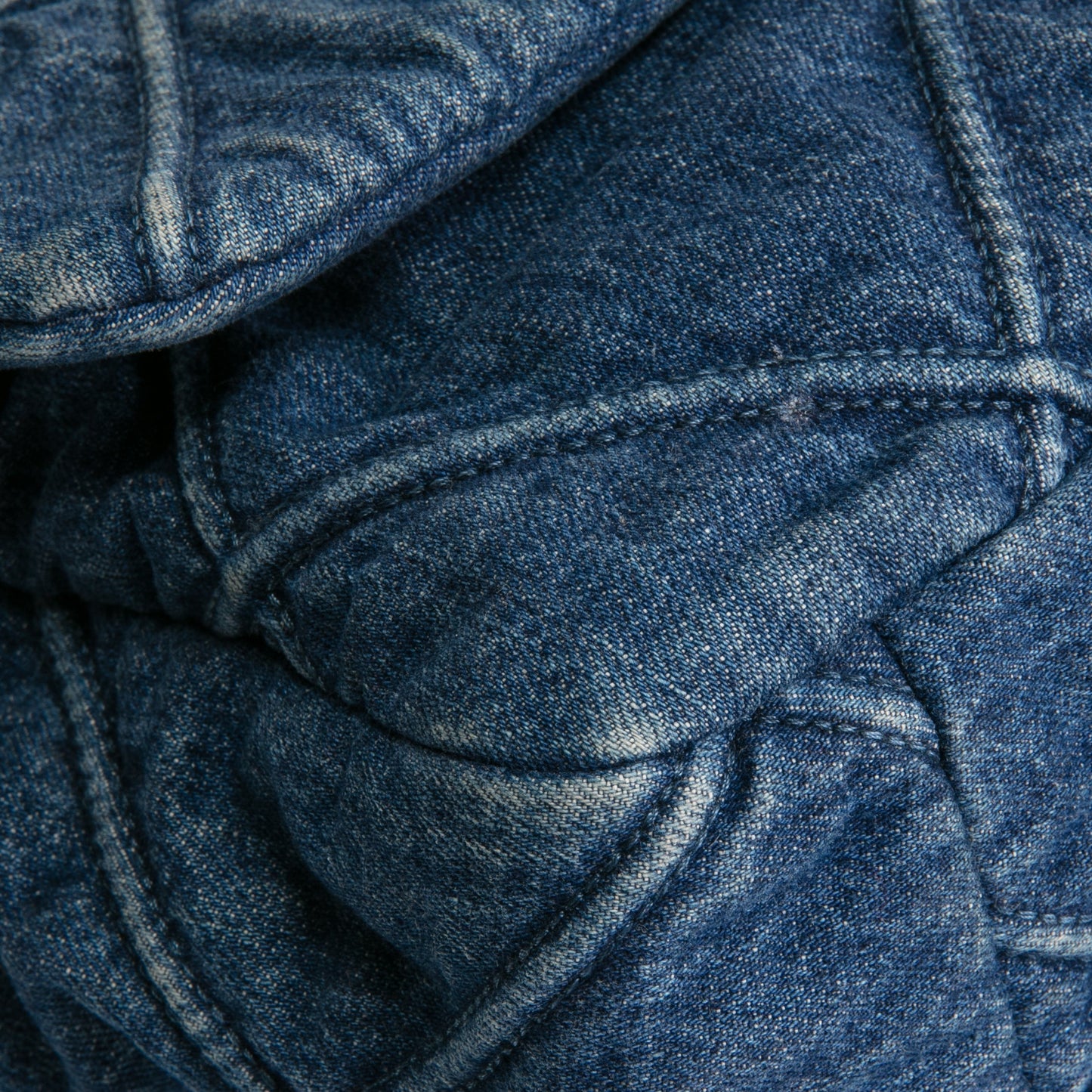 CHANEL 19 Denim Maxi Flap - Blue Jean