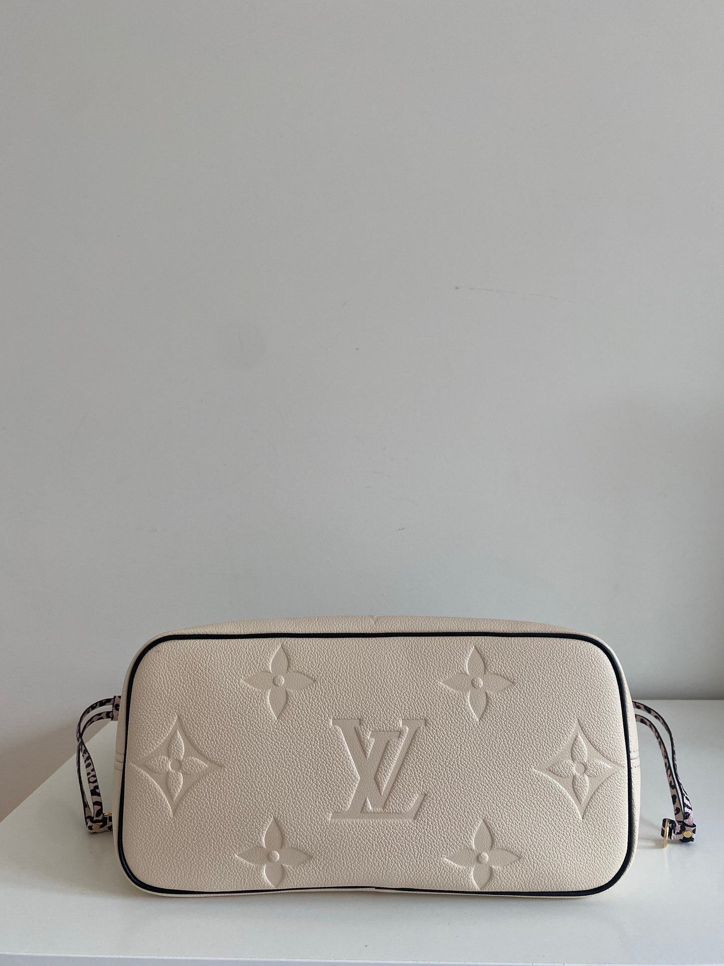 Louis Vuitton Wild at Heart Neverfull MM M58525